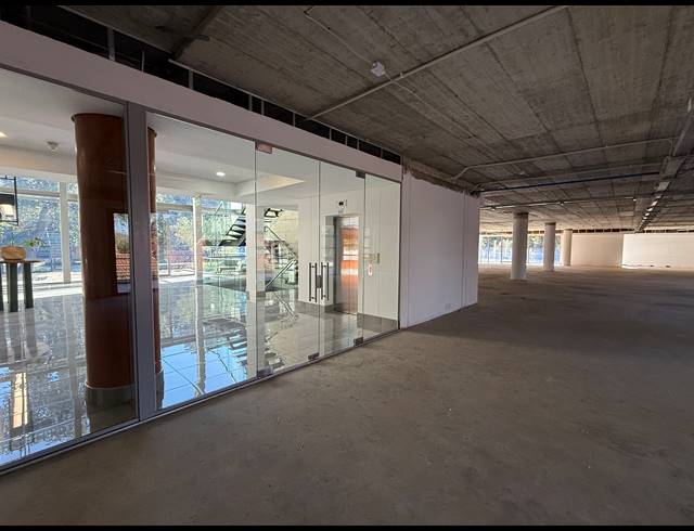 825M² OFFICE TO LET IN MELROSE ESTATE